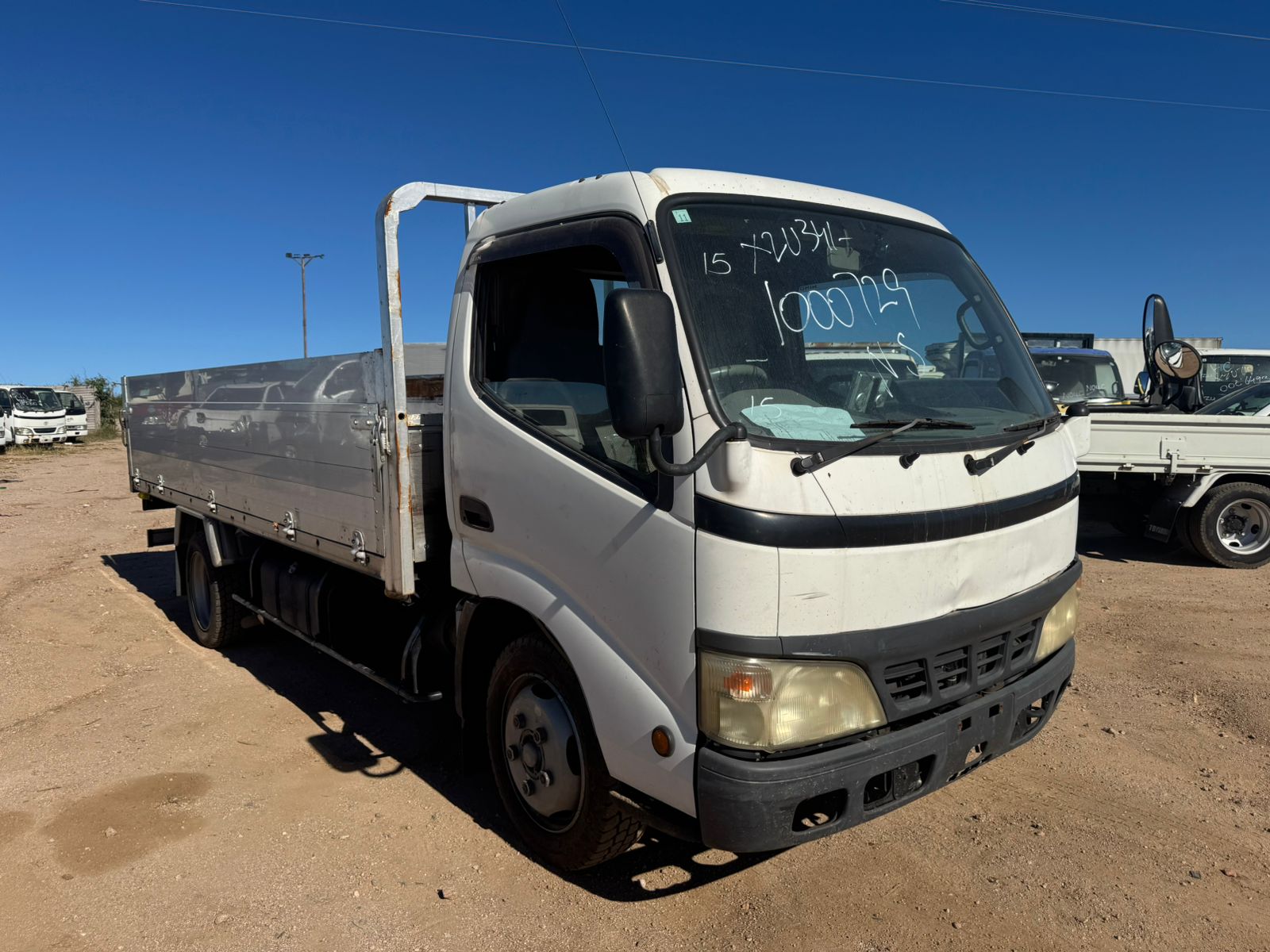 HINO DUTRO