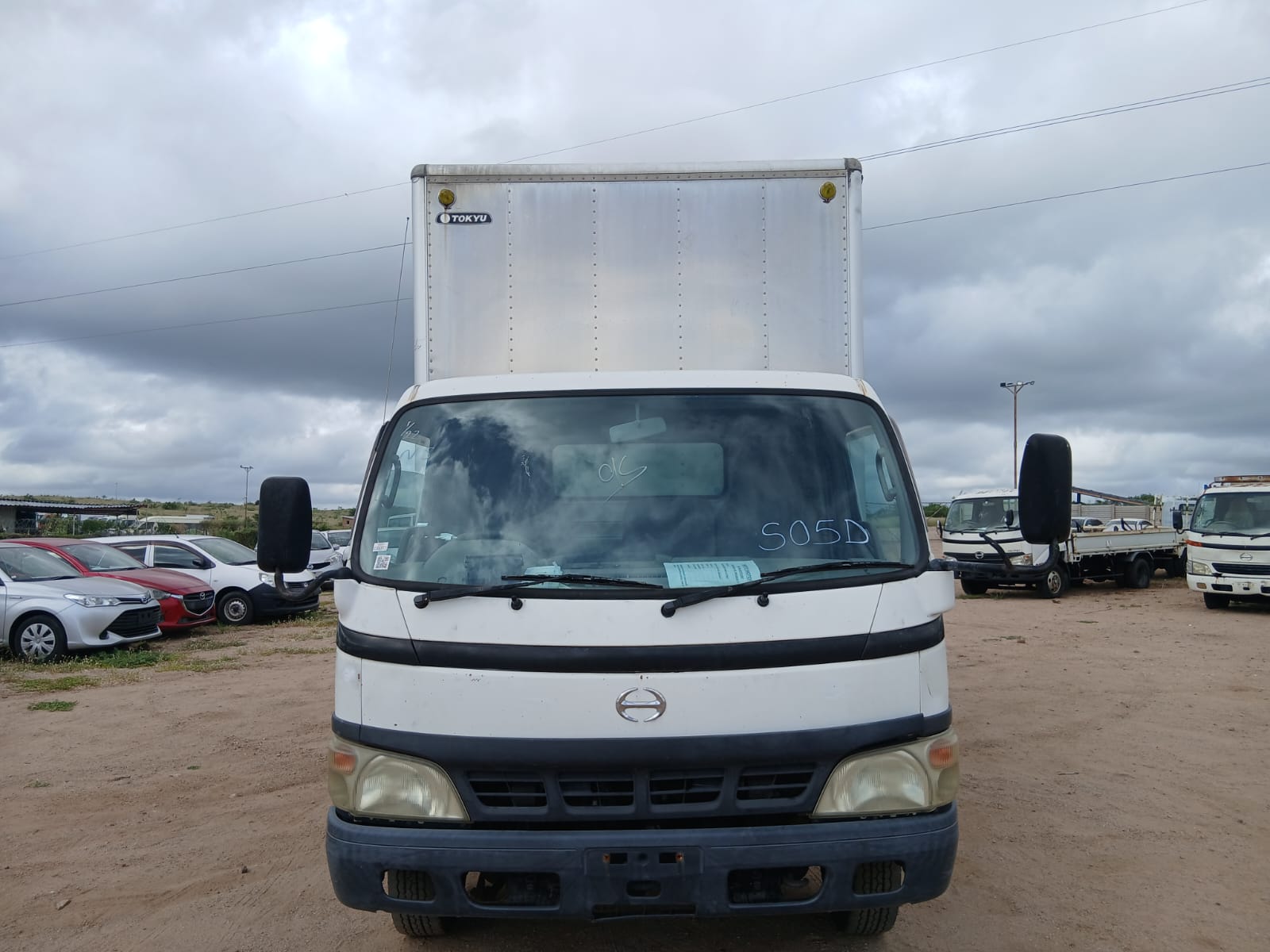 HINO DUTRO