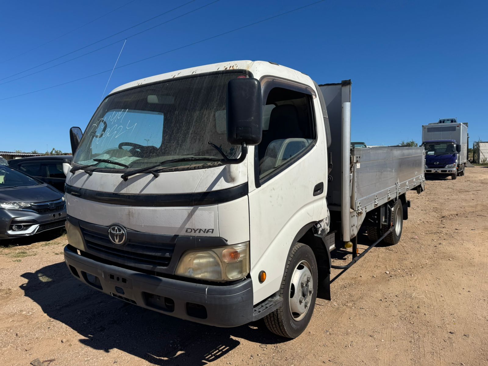 TOYOTA DYNA